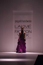 Model walk the ramp for Payal Khandwala show at LFW 2013 Day 3 in Grand Haytt, Mumbai on 25th Aug 2013 (2).JPG